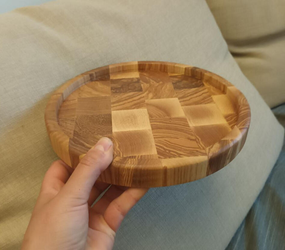 decorative plate from ash wood