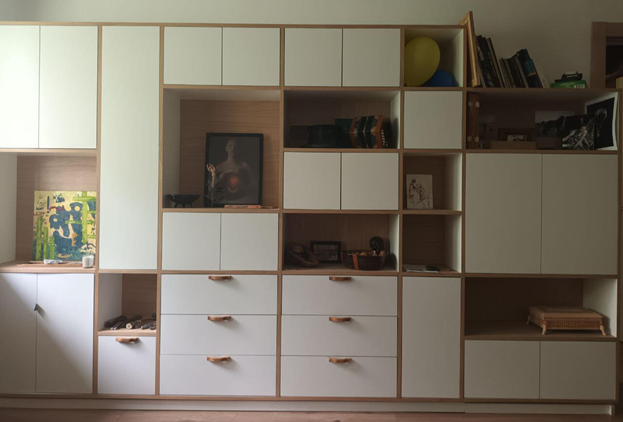 Bauhaus living roomshelf